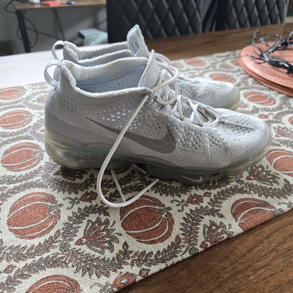 Nike Light Gray Air VaporMax Flyknit Sneakers